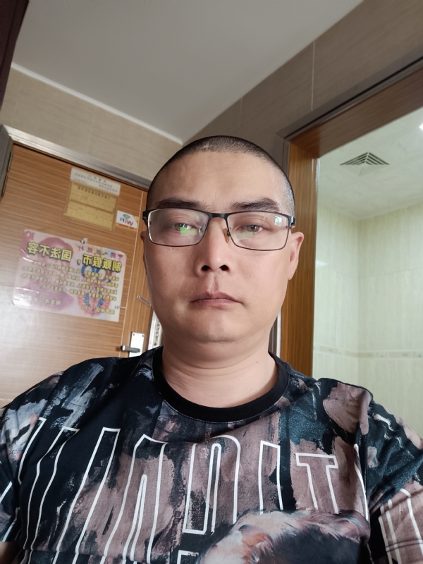 心梦无痕的第一张照片--如东蓝颜知己交友网